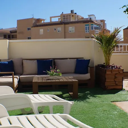 Sunny Harbour Apartment